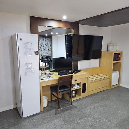 Symphony Hotel Сувон Екстер'єр фото