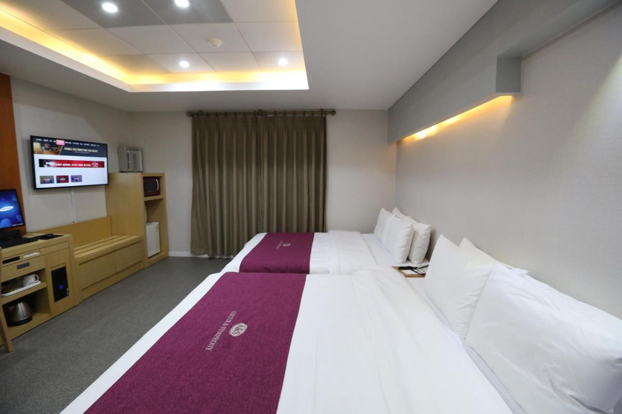 Symphony Hotel Сувон Екстер'єр фото
