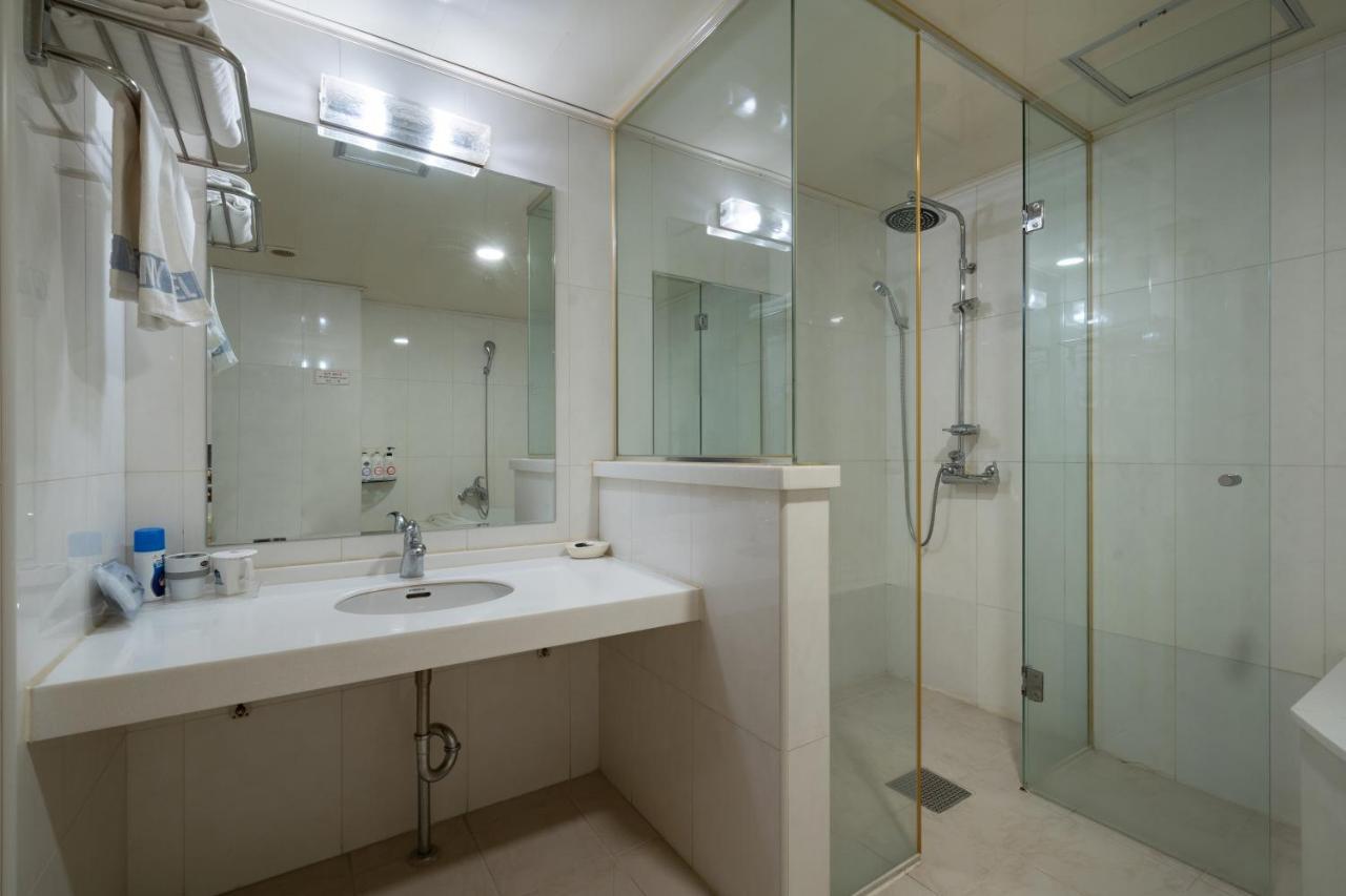 Symphony Hotel Сувон Екстер'єр фото