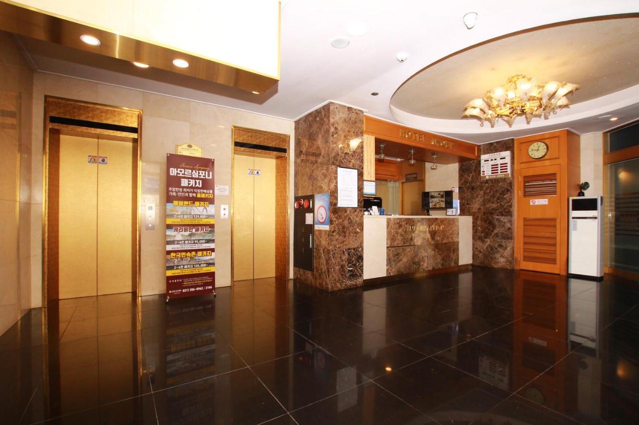 Symphony Hotel Сувон Екстер'єр фото